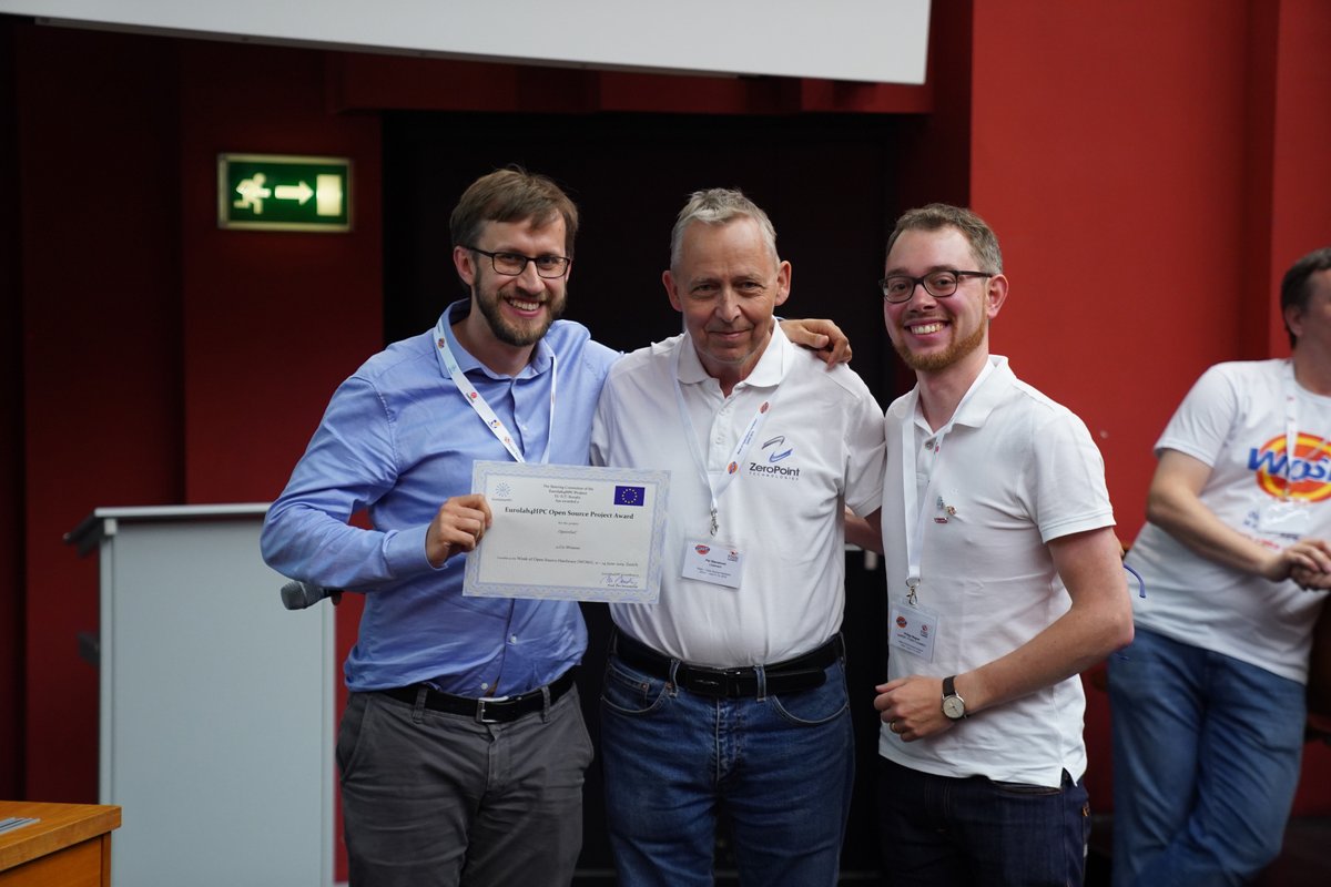 Stefan and Philipp accept the award at WOSH